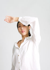 Gwyneth Shirt in White [4th Restock]